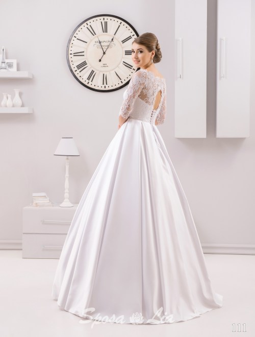 https://www.sposa-lia.com/images/stories/virtuemart/product/111 (3).jpg